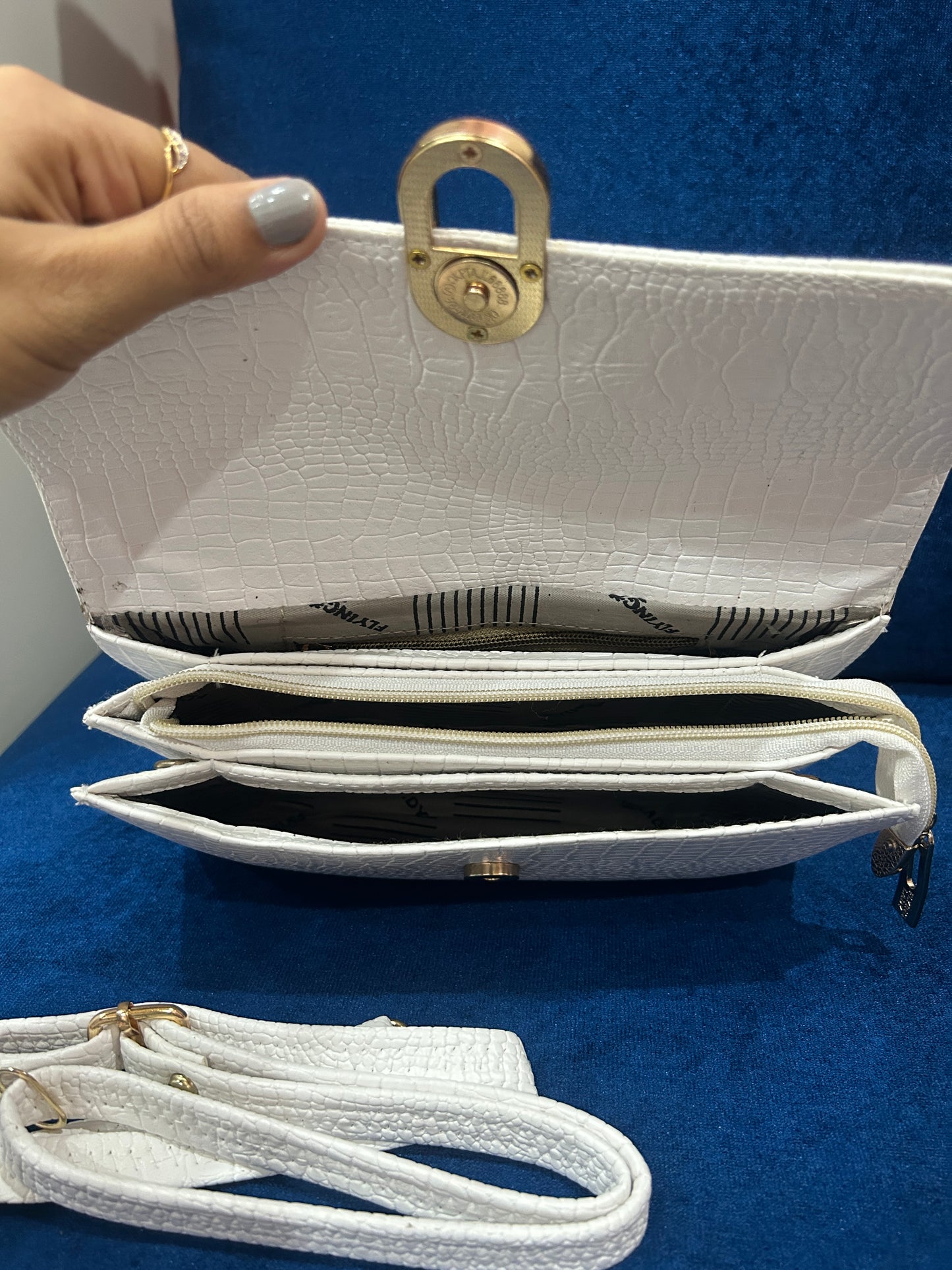 Solid Hand Purse