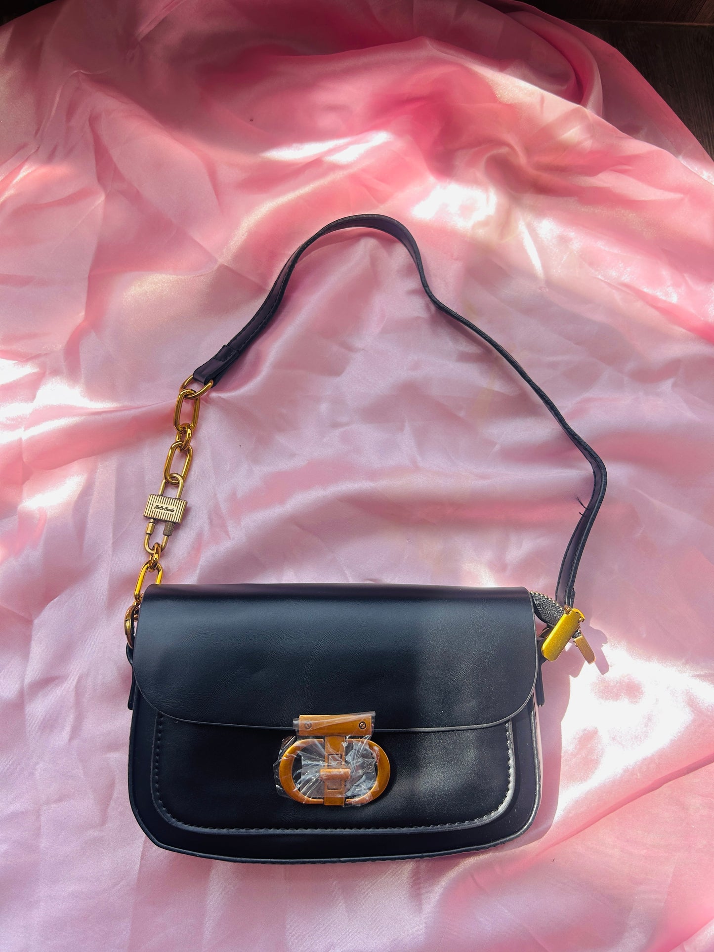 Rebel Shoulder/Sling Bag
