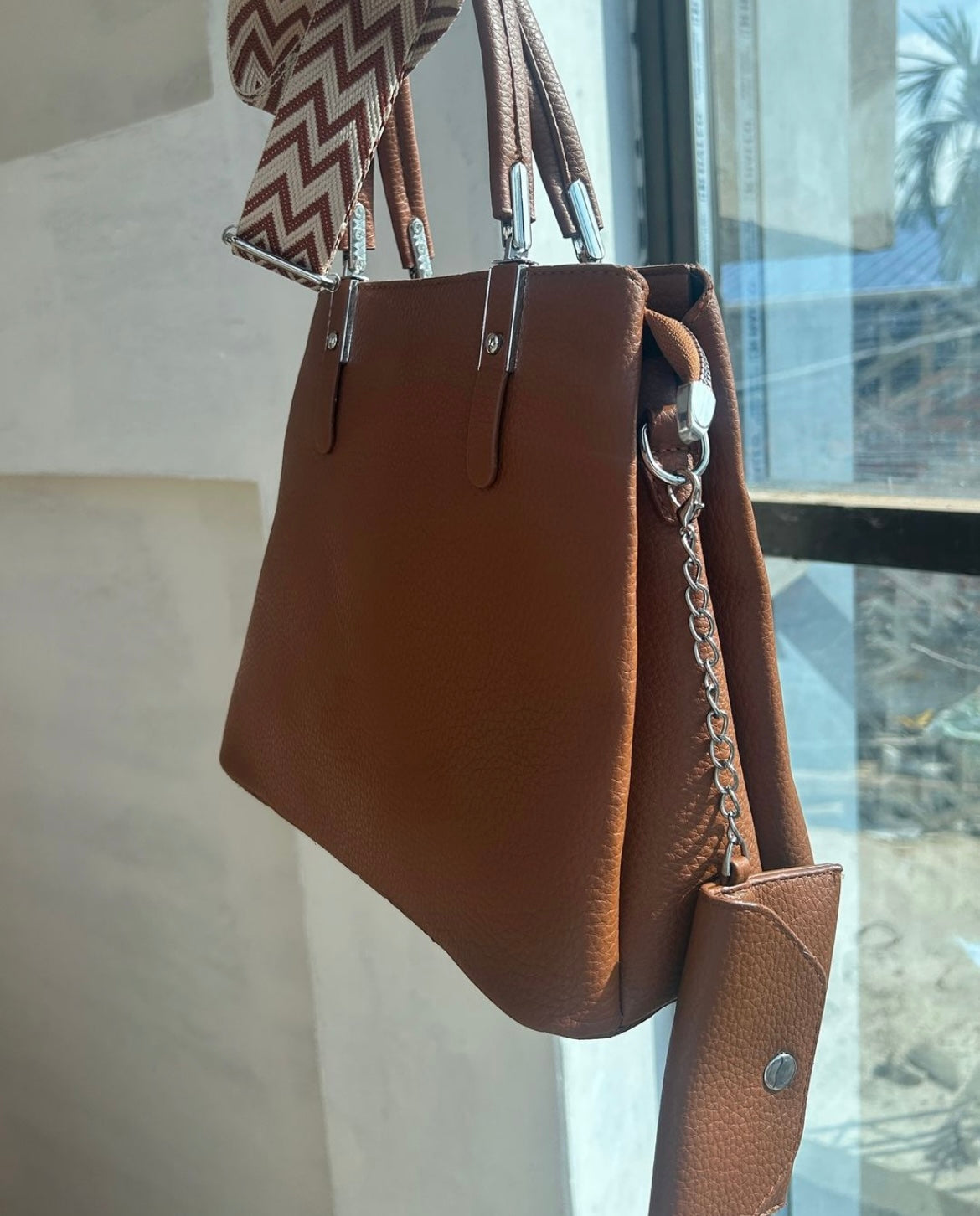 Hand Bag along Broad Sling