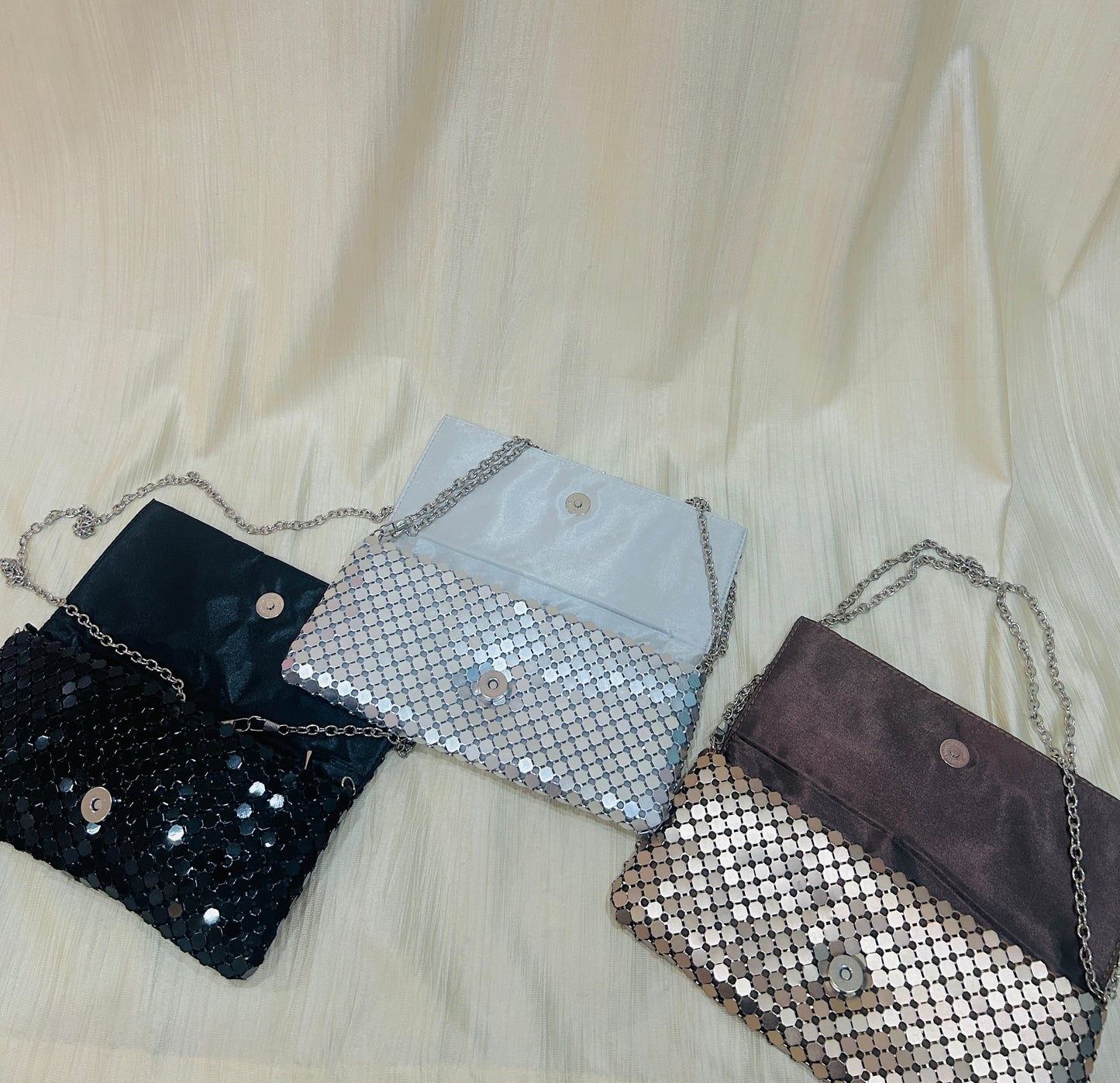 La Shimmer Sling